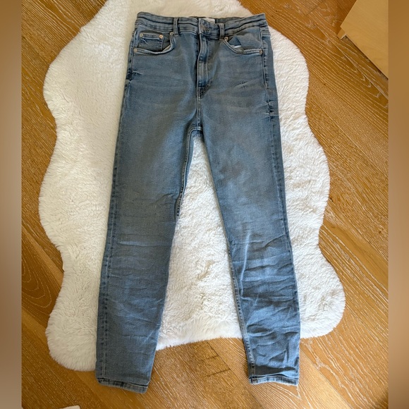 Zara Denim - Zara Classic Blue Skinny Jeans